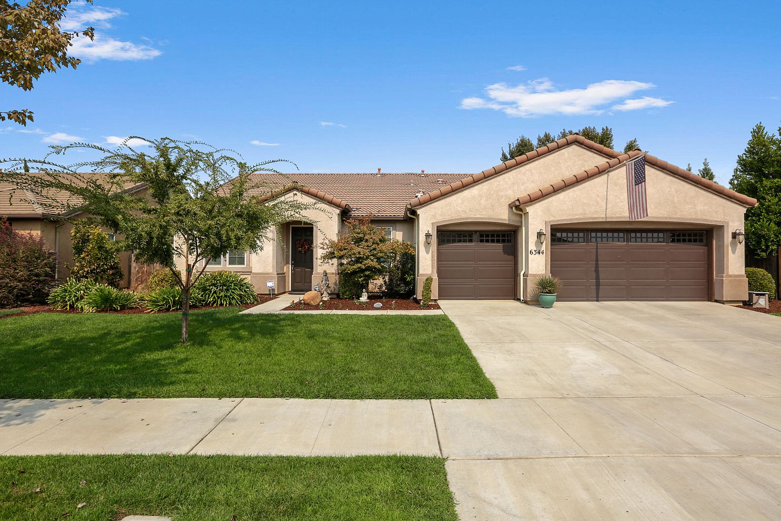 W Delaware Ave, Visalia, CA 93291